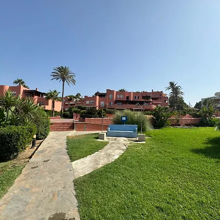 Beachfront Elviria * 马尔韦利亚